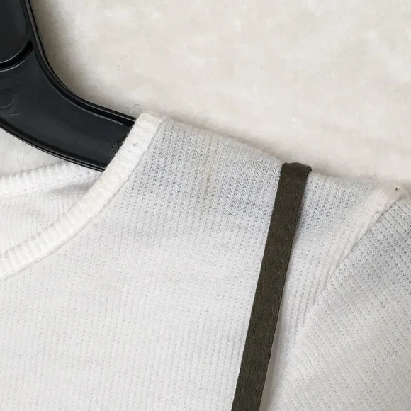 Top - Picture 3 of 3